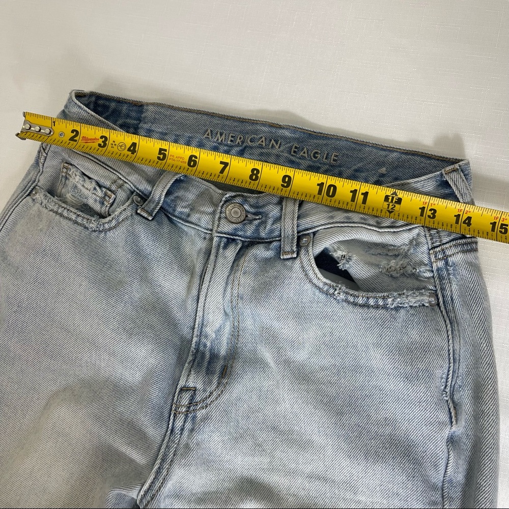 AMERICAN EAGLE OUTFITTERS light washed Mom Jeans light denim blue 4 regular - Picture 6 of 10